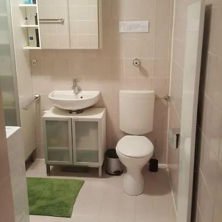 Zentrale Gemutliche Zwei